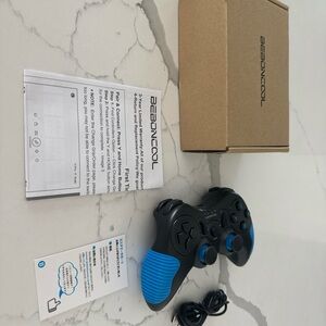 BEBONCOOL Wireless Game Controller - Black and Blue